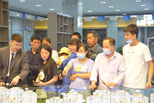 陇南市第一批城镇安顿群众选房事情圆满竣事-兰州新区AB娱乐集团门户网站