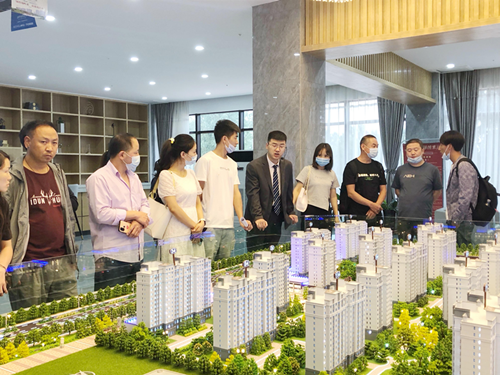 陇南市第一批城镇安顿群众选房事情圆满竣事-兰州新区AB娱乐集团门户网站