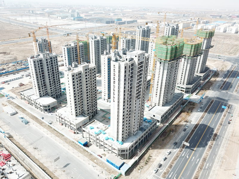 以实干致敬劳动节 新区AB娱乐集团“五一”施工一直歇-兰州新区AB娱乐集团门户网站