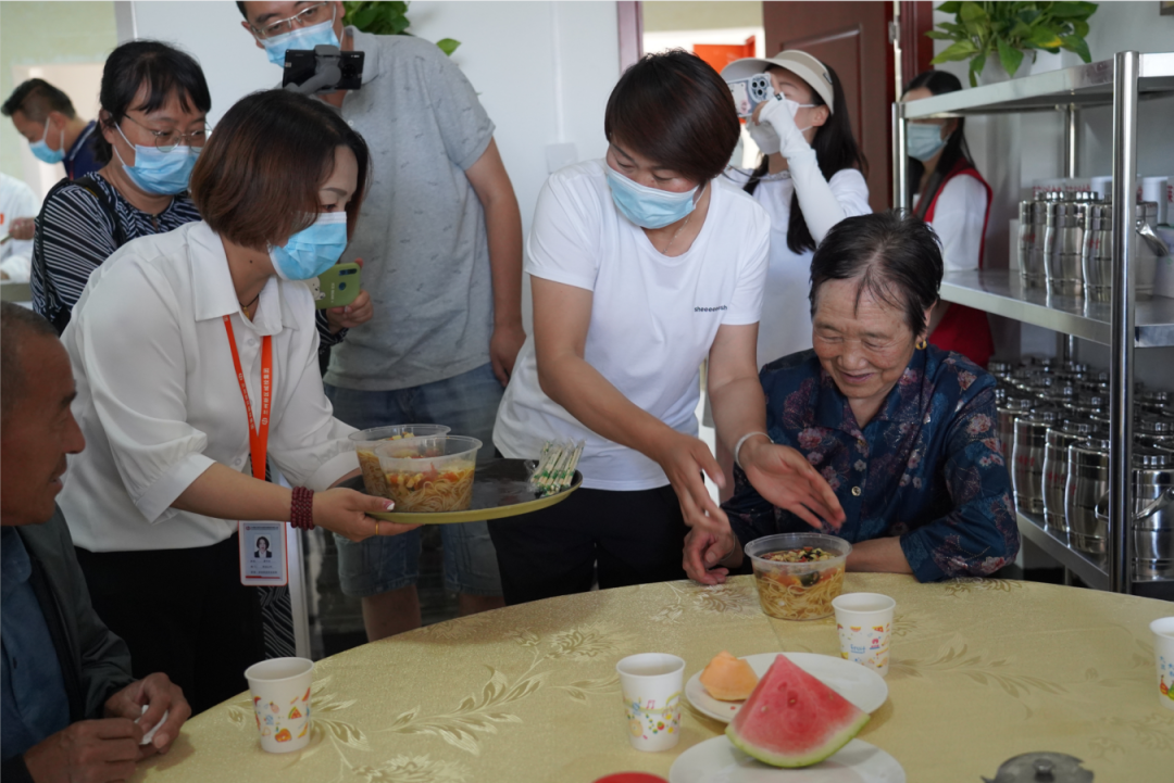 “莱安爸妈食堂”“瑞岭康乐食堂”开餐啦 让晚年人暖胃又暖心-兰州新区AB娱乐集团门户网站