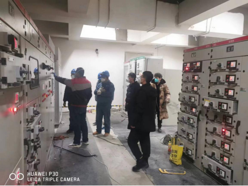 瑞岭物业全力抢修电路故障 包管群众生爆发涯-兰州新区AB娱乐集团门户网站
