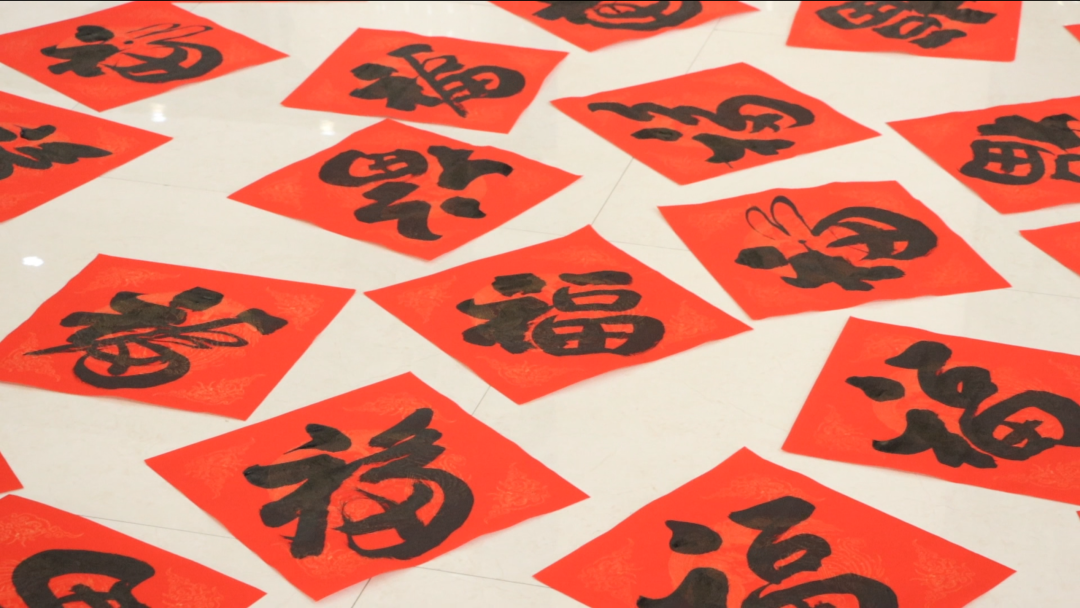 文字凝香 新春纳福 | AB娱乐集团举行“迎新春·送春联”活动-兰州新区AB娱乐集团门户网站