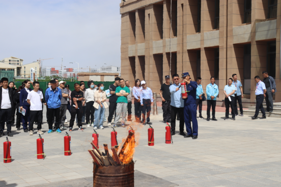 职投公司联合西岔园区组织开展商业街火灾提防及应抢救援专项活动-兰州新区AB娱乐集团门户网站