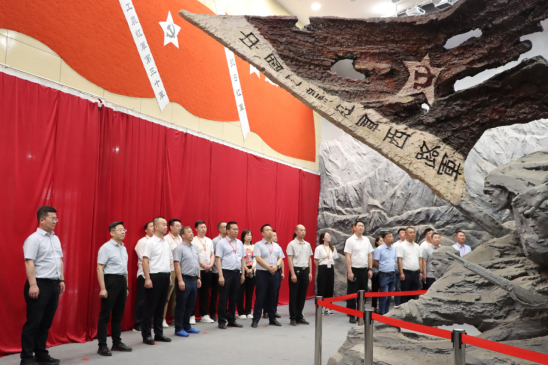  新区AB娱乐集团党委赴古浪县开展红色教育活动-兰州新区AB娱乐集团门户网站
