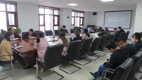 新区AB娱乐集团铁投公司召开特种装备事故应急预案培训学习会-兰州新区AB娱乐集团门户网站