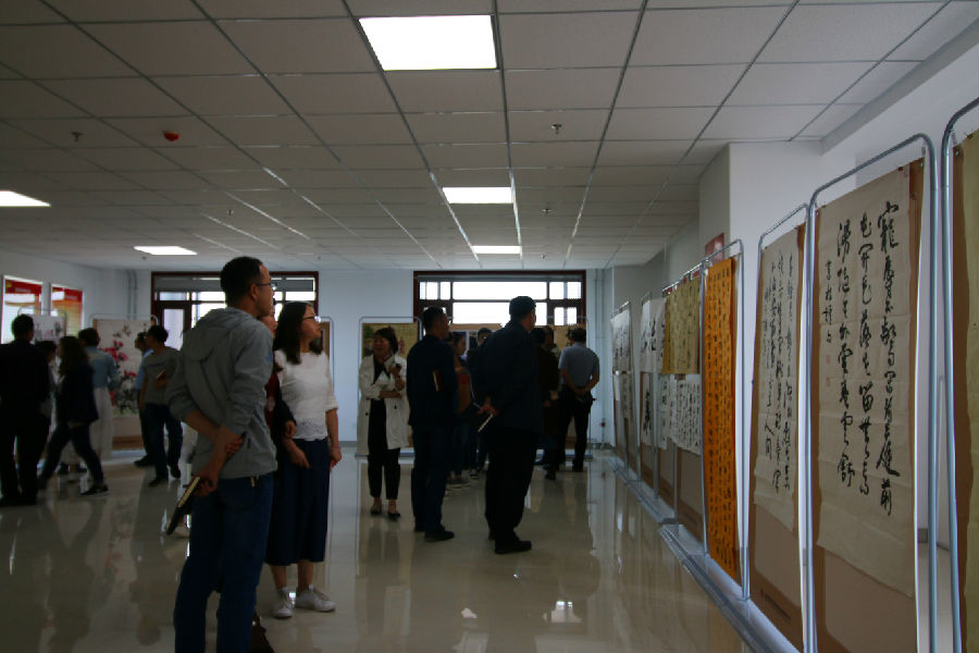 新区AB娱乐集团举行廉政字画作品展-兰州新区AB娱乐集团门户网站