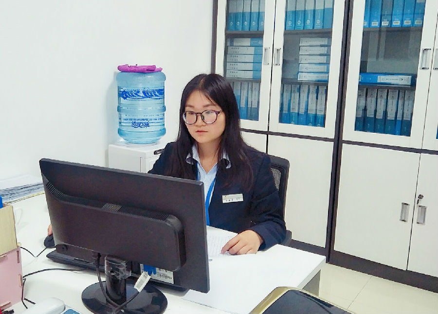 （我奋斗，，，，，我幸福）用匠人精神诠释“奋斗让我们更靠近幸福”-兰州新区AB娱乐集团门户网站