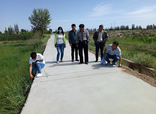 助力脱贫攻坚 彰显国企继续 | 集团荣获全市脱贫攻坚帮扶事情先进单位称呼-兰州新区AB娱乐集团门户网站