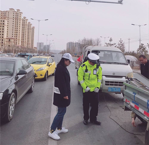 新区AB娱乐集团团委组织开展学雷锋自愿服务系列活动-兰州新区AB娱乐集团门户网站