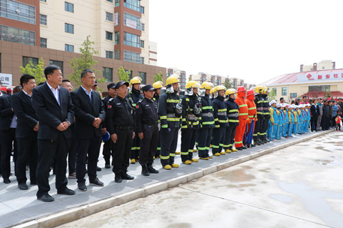 瑞岭物业开展消防应急演练-兰州新区AB娱乐集团门户网站