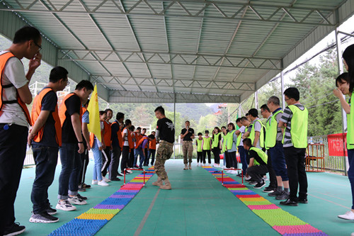 新区AB娱乐集团开展“不忘初心跟党走 切记使命谱新篇”庆祝建党98周年主题活动-兰州新区AB娱乐集团门户网站