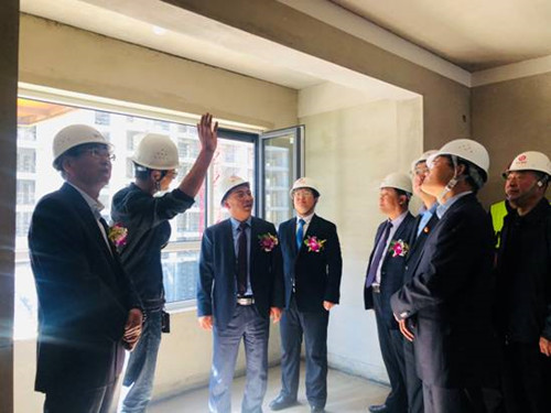 新区瑞岭名郡项目东地块5栋楼顺遂封顶-兰州新区AB娱乐集团门户网站